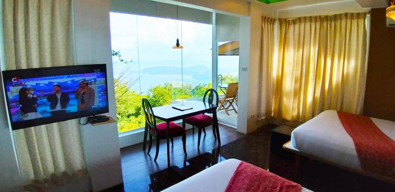 The Carmelence View Bed & Breakfast Tagaytay City Exterior photo